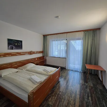 Bed & Breakfast Haus Kaernten 3*