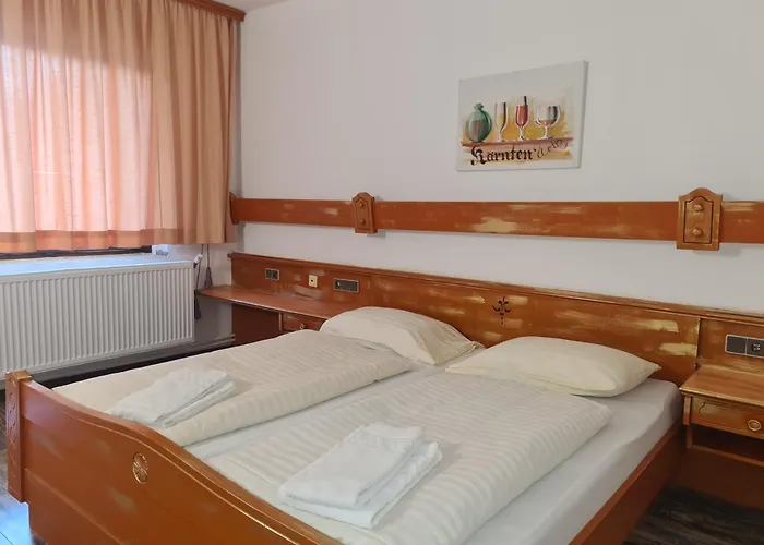 Haus Kaernten Nocleg ze śniadaniem 3*